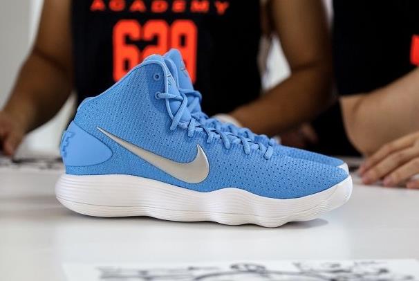 篮球鞋PF是什么意思 NBA SF和PF分别指什么
