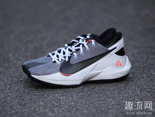 字母哥签名鞋为什么叫freak 字母哥的球鞋好穿吗