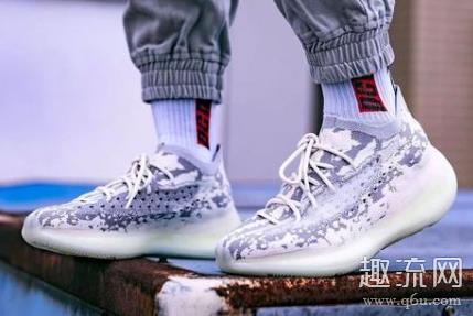yeezy 380鞋带怎么拆下来 yeezy 380鞋带怎么系