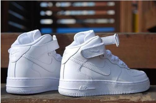 AF1高帮和中帮有什么区别 AF1高帮和中帮选哪个好呢