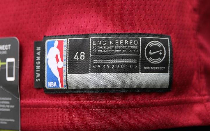 NIKE CONNECT怎么使用 NBA球衣芯片和NIKE CONNECT连接图解