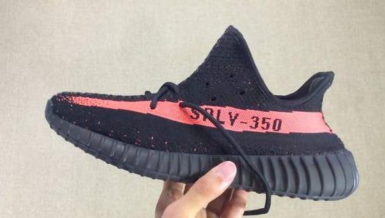 椰子350怎么系鞋带 Yeezy 350 V2鞋带系法