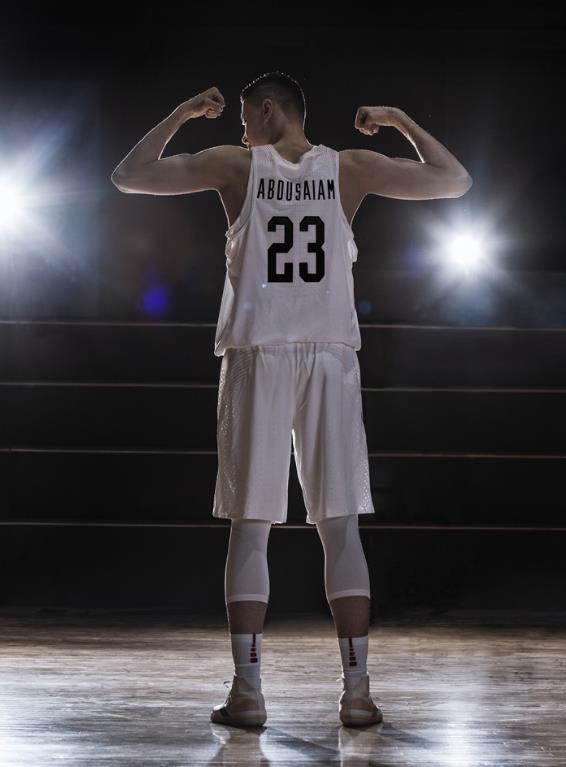 匡威签约阿不都沙拉木 阿不都沙拉木上脚匡威最新篮球鞋 All Star Pro BB