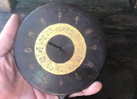 为什么2022年属蛇很不顺(属蛇在2022年怎么样)