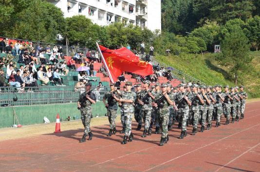 2021年秋季开学军训推迟了吗(2021年高中什么时候军训）