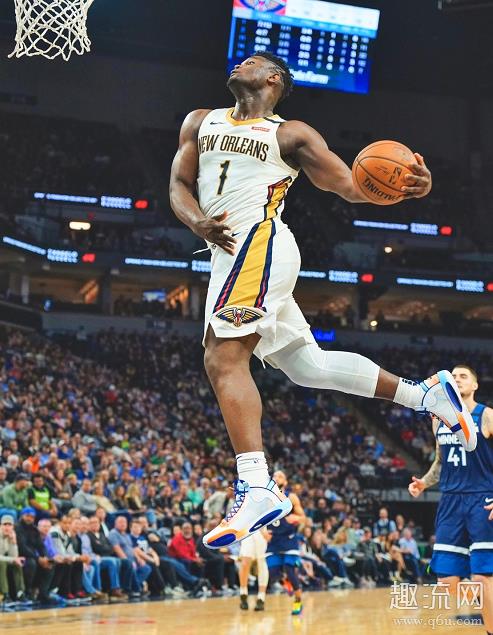 锡安担任NBA2K21封面人物 NBA2K21传奇版封面是谁呢