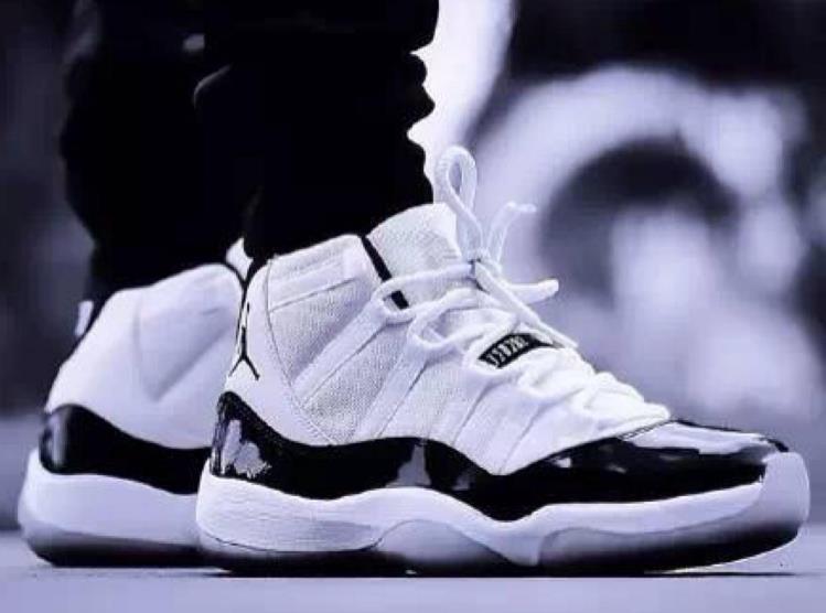 AJ11为什么走路会响 AJ11走路响是正品吗