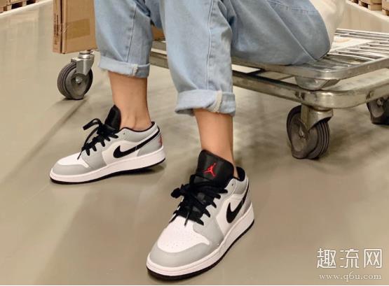 AJ1灰白小迪奥真假对比 AJ1灰白小迪奥值得买吗