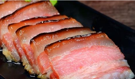 食用腊肉的注意事项(腊肉要腊到滴油才能收吗)