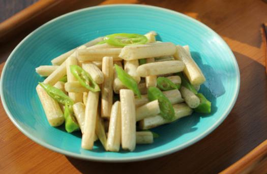 藕带能不能生吃(藕带用水泡能保鲜多久)