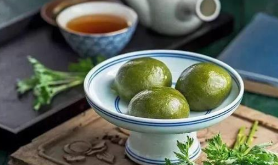 青团有什么馅料(做青团用艾草好还是鼠曲草好)