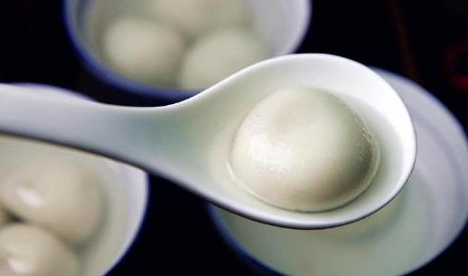汤圆煮好了什么样子(吃汤圆时要注意什么)