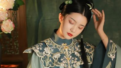 开汉服店大概多少钱2021(汉服商家都是从哪里进货的)