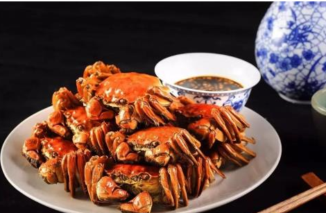 蒸螃蟹料酒放多了辣怎么办(蒸螃蟹要放多少料酒)