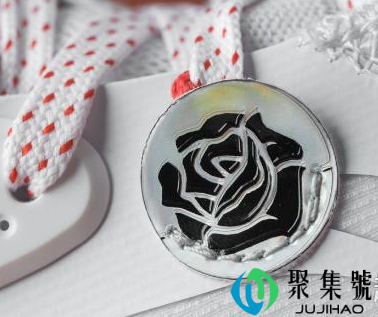 李宁 SILENCER1脚感怎么样 李宁麦科勒姆1代偏码吗