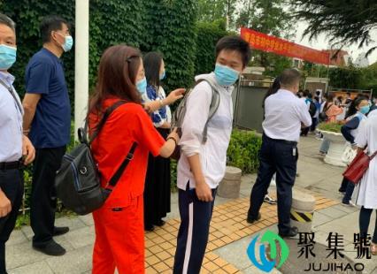 中考眼镜有要求吗(2022年中考带金属边眼镜能进考场吗)