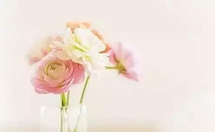 人过五十,穷养自己的人,后半生不好过