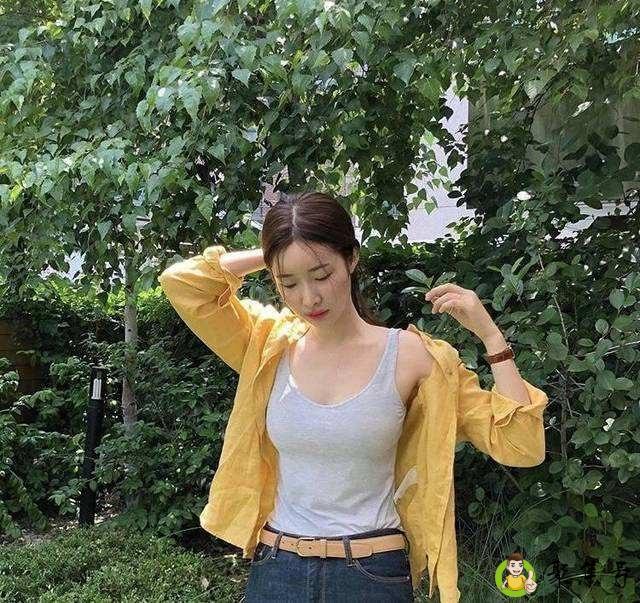 详细阅读:皮肤黑穿黄色显白吗 皮肤黑穿黄色显白吗