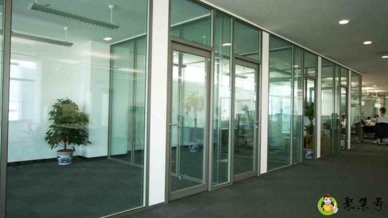 玻璃自爆后要换下来吗