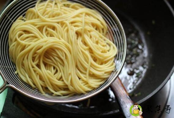 详细阅读:碱水面是什么面 碱水面是什么面