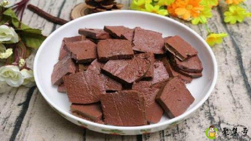 鸭血炒之前用焯水吗