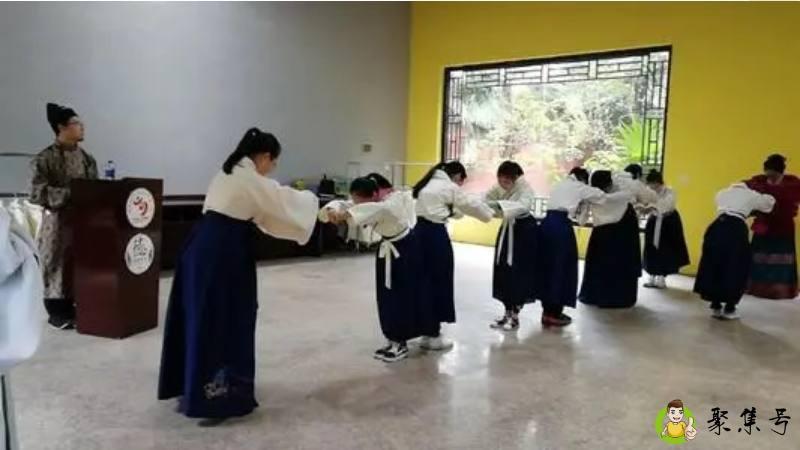 抱拳礼和拱手礼的区别