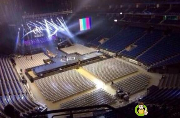 看台和内场的区别