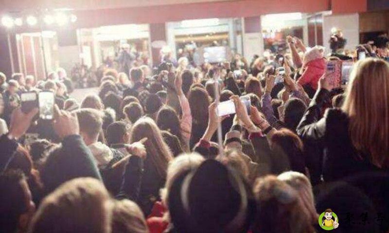 详细阅读:饭圈打包出是什么意思 饭圈打包出是什么意思