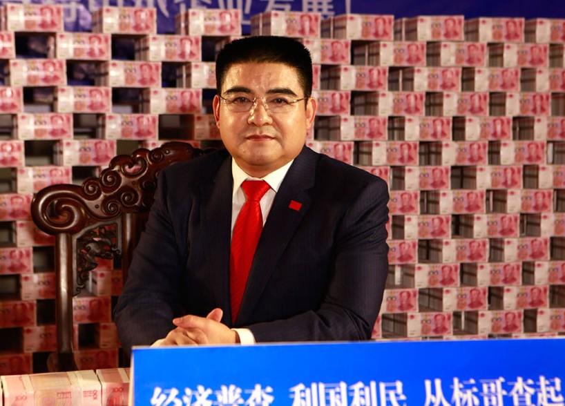 陈光标靠什么挣钱(陈光标为什么有这么多钱)