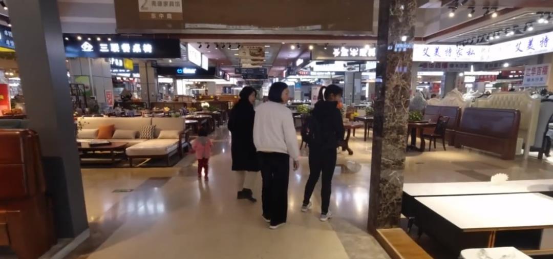 小伙子借10万元创业如今年销6亿:生意好得很痛苦