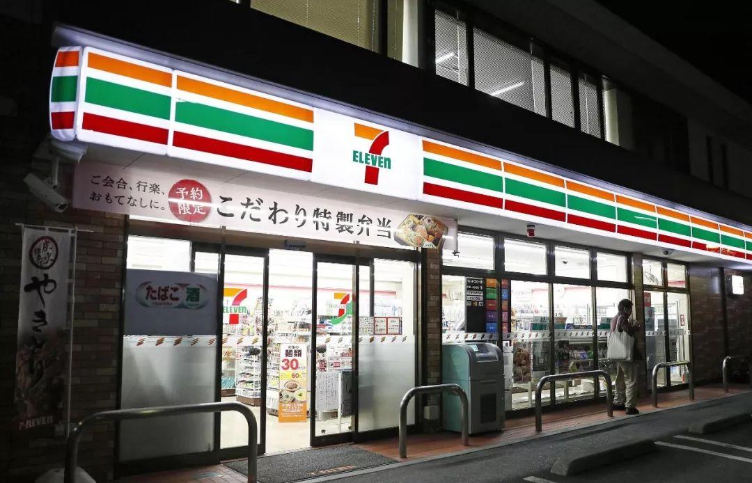 便利店24小时之痒:通宵营业入不敷出,取消夜班每月省近万元