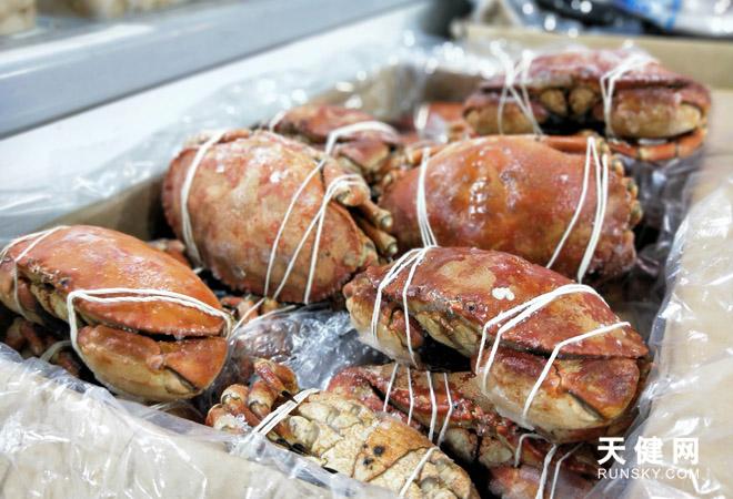 海鲜市场进入“春节模式”哪些海鲜最便宜、最抢手?