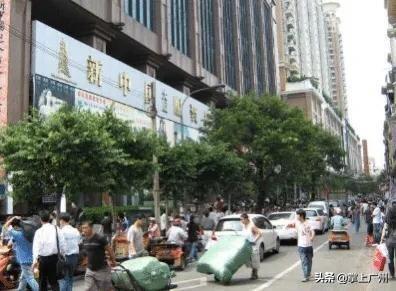 广州批发韩版女装在哪里（女装欧韩服装批发市场）