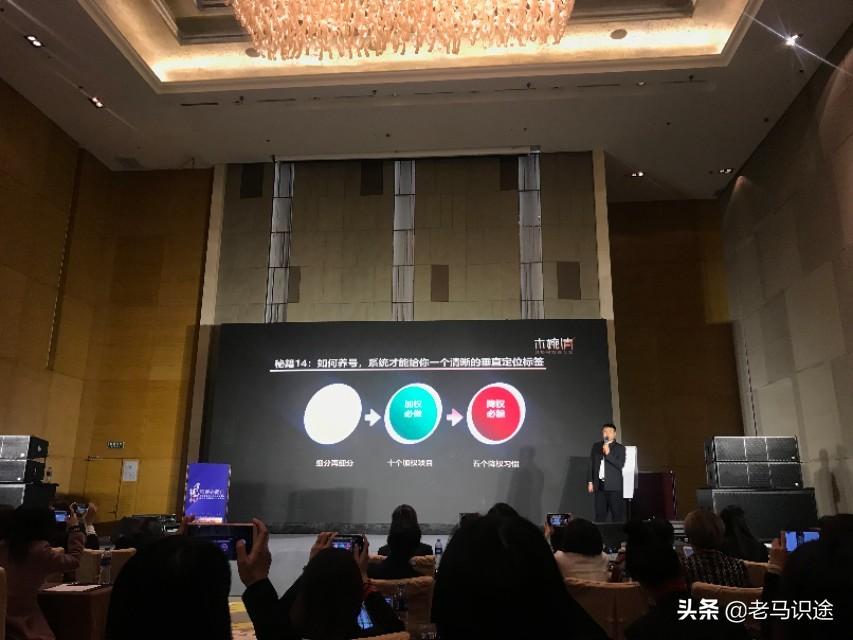 很多网说抖音审核的时间比较长,或者被限流,这是为什么?