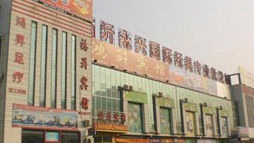 这里全部都是玩具批发的,看哪个离你最近