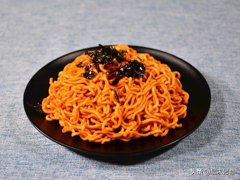 网上10款吃货回购率超高的网红零食,好吃解馋还不贵,你买过几种