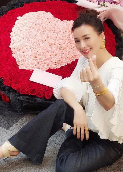 果冻口红哪个牌子好（不沾杯口红排行榜）