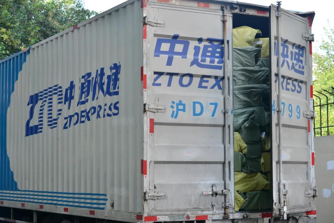 快递业价格血战:通达系2元一单,顺丰也绷不住了
