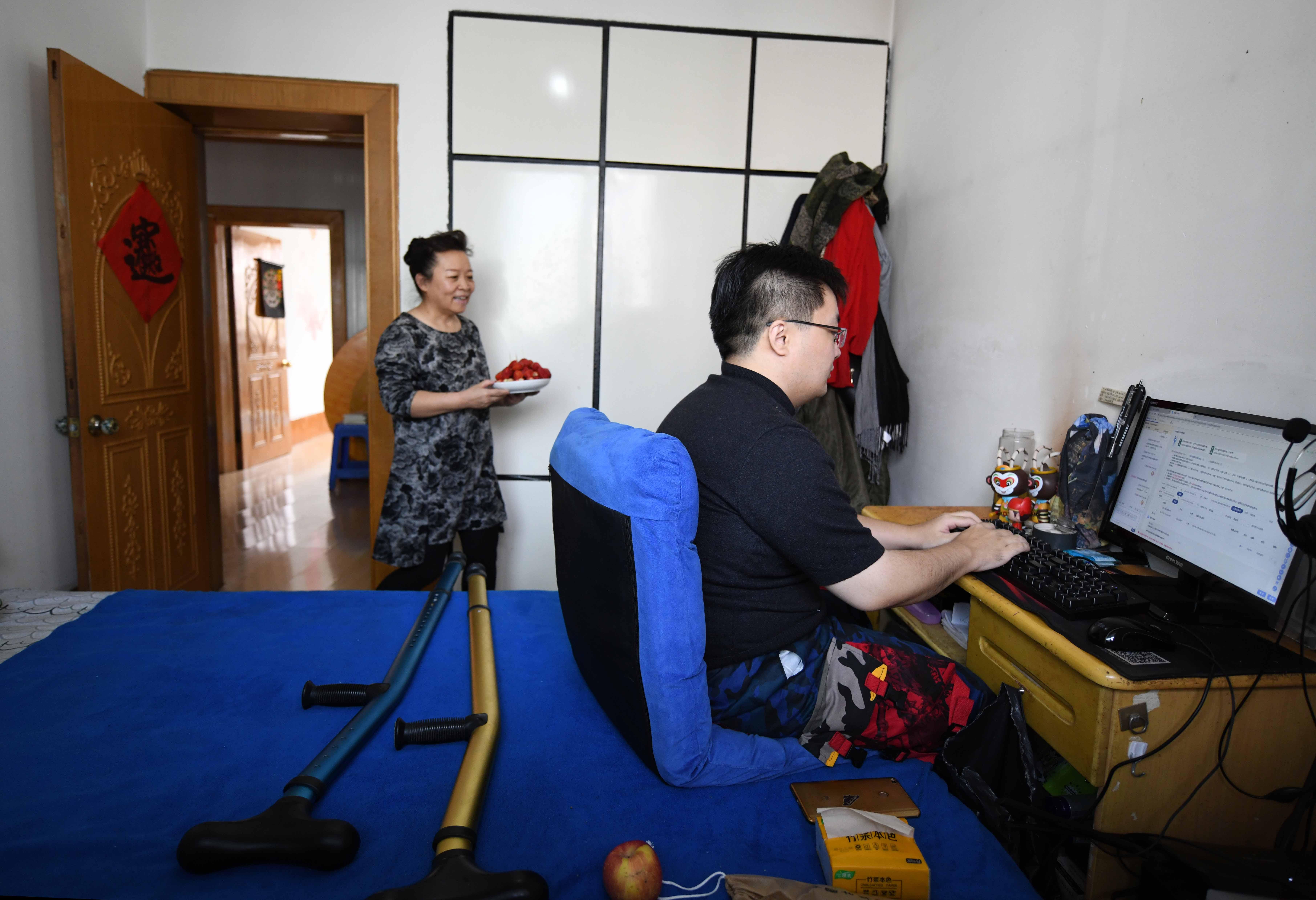 支付宝云客服自白:3年服务6万用户,曾被骂两个多小时