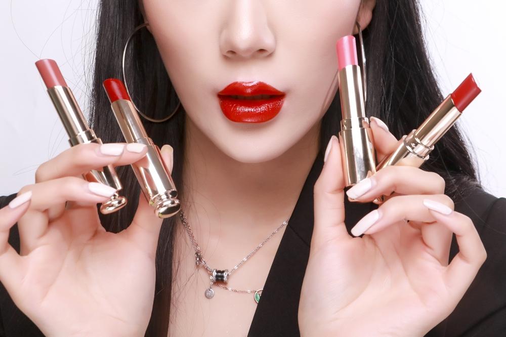 秋季必备口红——丸碧纯臻年华金管口红