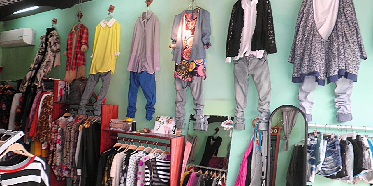 夫妻俩开服装店,衣服免费不要钱,不亏还挣50万,可借鉴