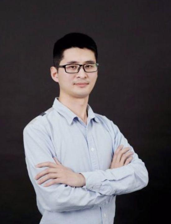 辛有志严选孵化亿级带货主播背后:定制化供应链正崛起