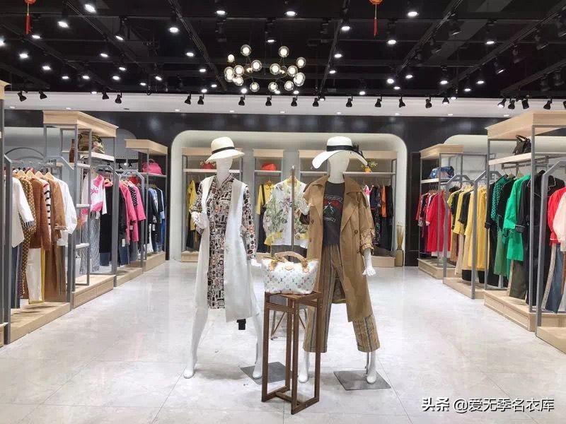 高档女装批发网站有哪些（怎么直接和服装厂拿货）