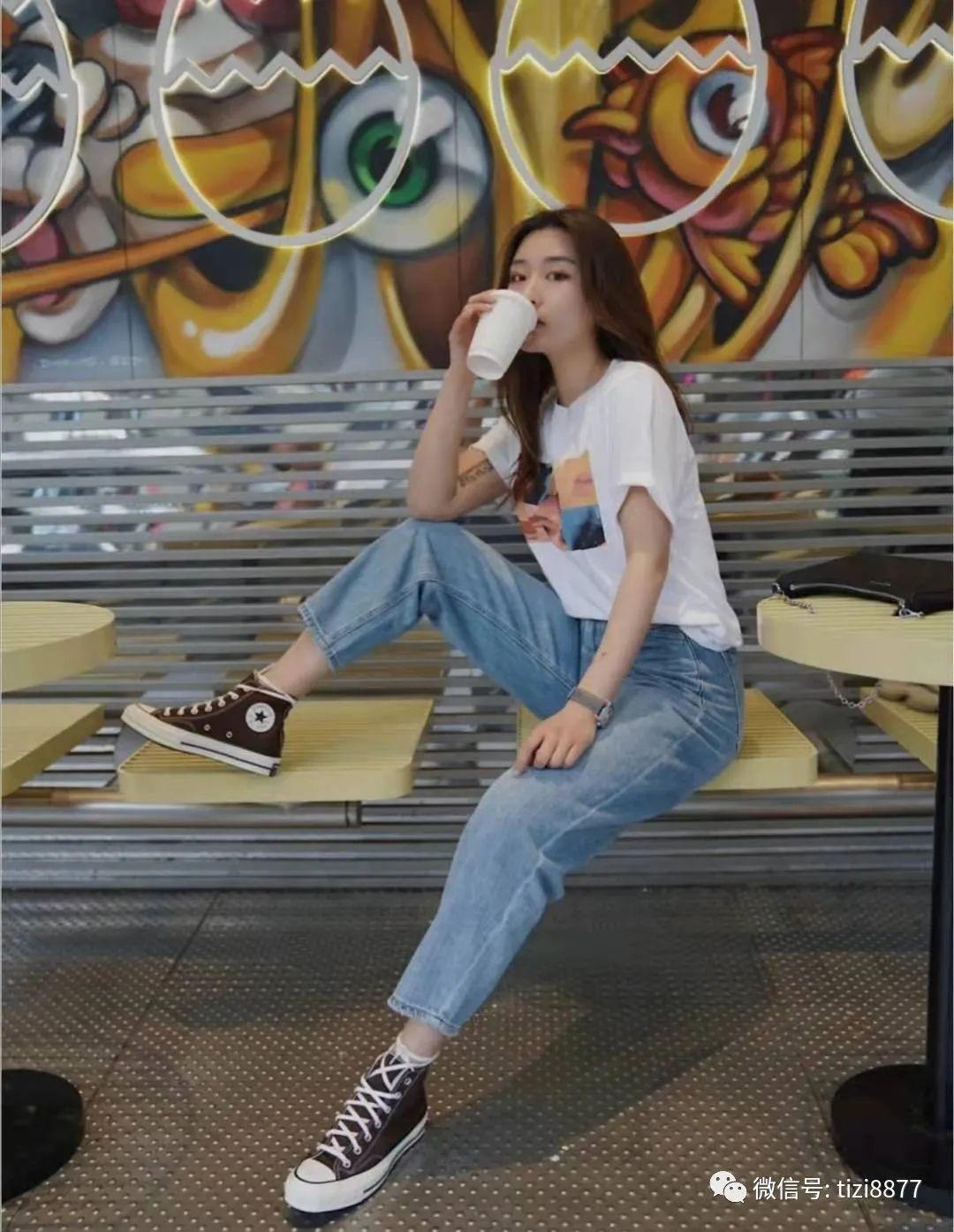 女生高帮帆布鞋配什么裤子好看（帆布鞋搭配禁忌）