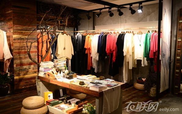 开服装网店怎么找货源 不能不知的进货攻略