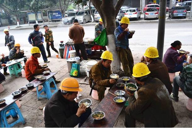 聊聊你看不起却很挣钱的7大行业