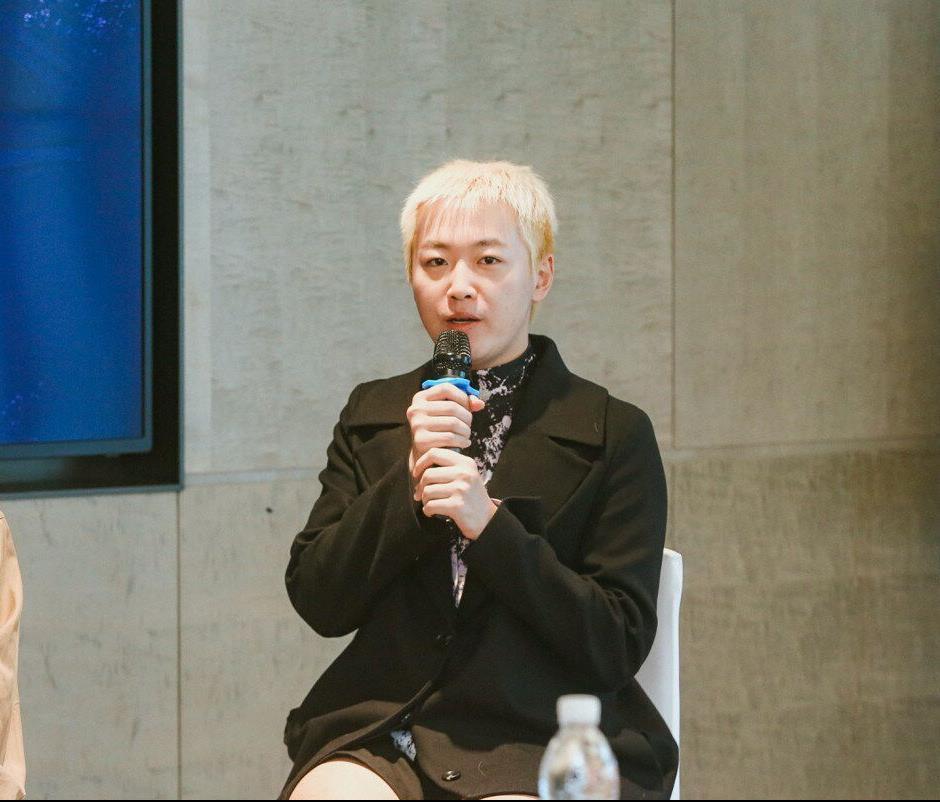 95后小伙创业做“另类”汉服遭网暴,成功逆袭收获海外粉丝