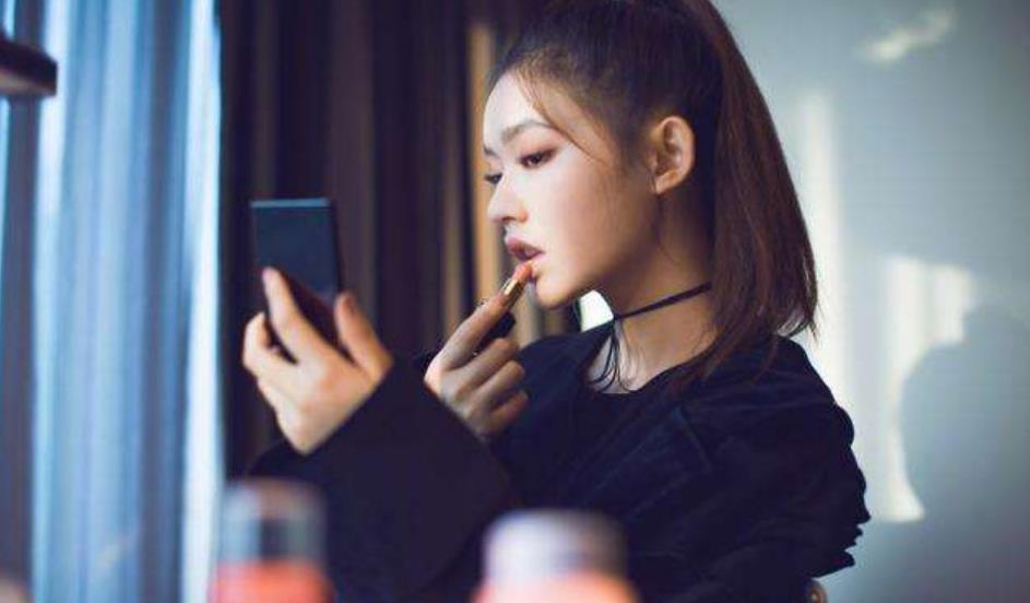 月销50万单的面膜文案怎么写?学会这3招,卖货大王就是你