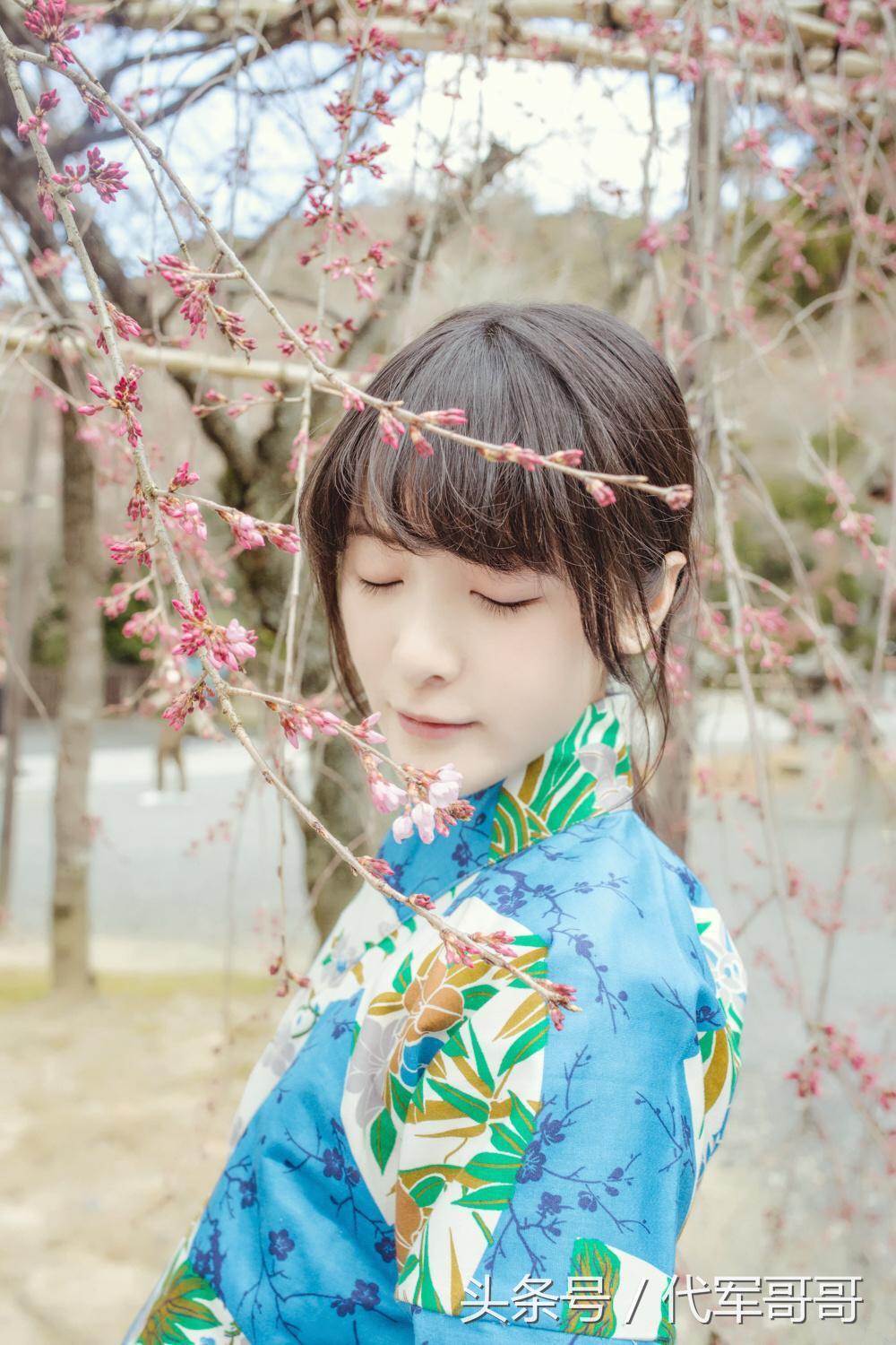 徐娇汉服品牌叫什么（穿汉服活泼可爱的女明星）