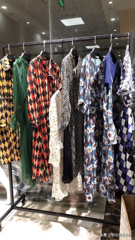 服装批发到哪里?这几种主要渠道您都了解了吗?